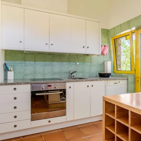 Hostwise - Geres Retreat W/ Pool & Sauna Holiday home *
