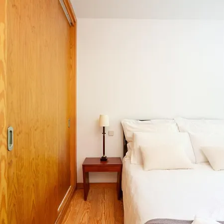 펜션 Hostwise - Geres Retreat W/ Pool & Sauna 비에이라도미노